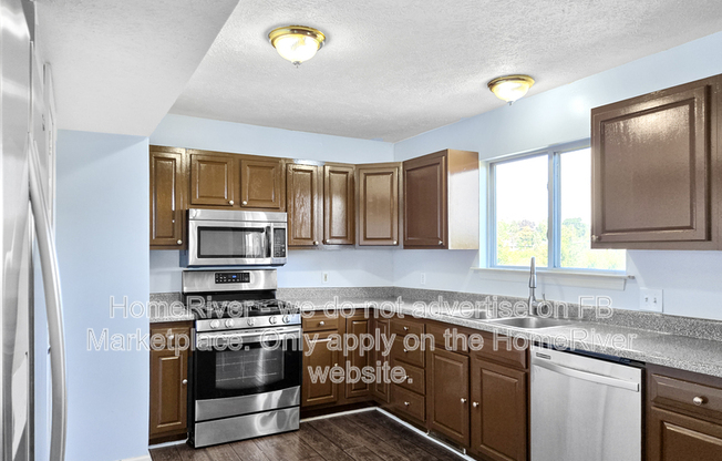 1002 WINGATE DR