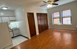 Studio, 1 bath, $975, Unit 407