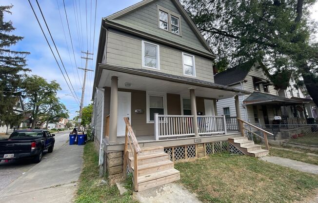 4420 BUSH AVE
