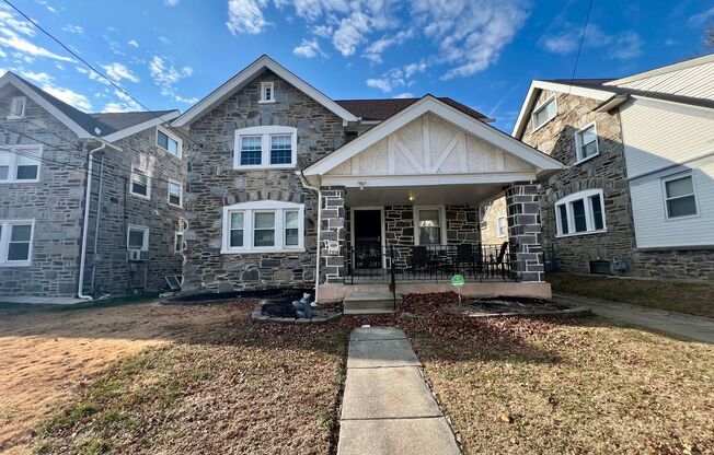 Gorgeous 5-Bedroom Single Family Home in Upper Darby! Available NOW!
