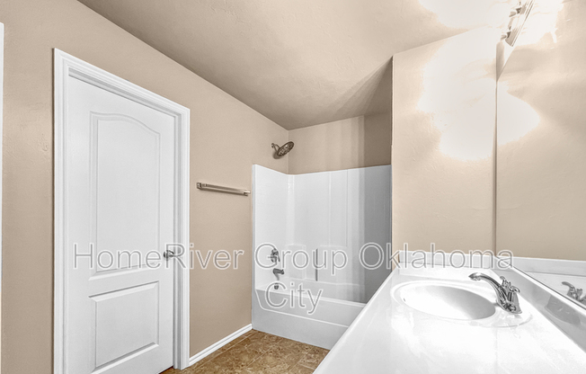 13121 BEEKMAN DR