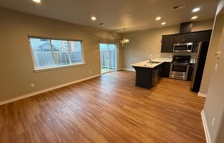 3 beds, 2.5 baths, 1,336 sqft, $1,995, Unit 3626