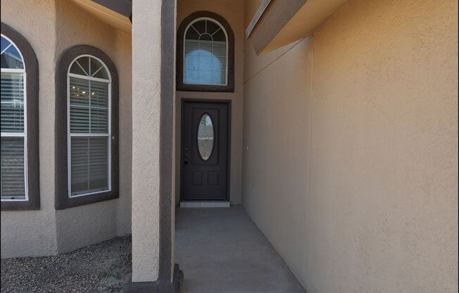 3 beds, 2.5 baths, $1,660