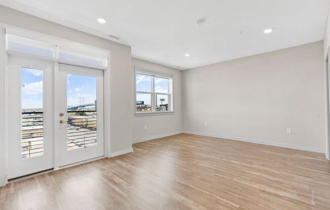 Studio, 1 bath, 548 sqft, $1,800, Unit 411