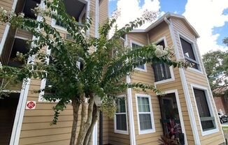 2 BEDROOM 2 BATHROOM CONDO FOR RENT / REGENCY GARDENS