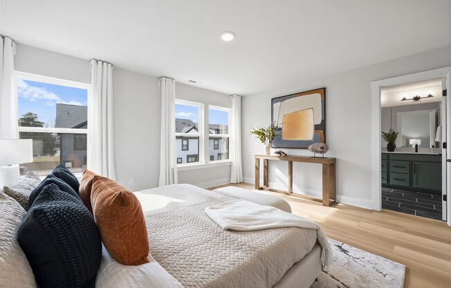 4 beds, 3.5 baths, 2,374 sqft, $2,400, Unit 8022