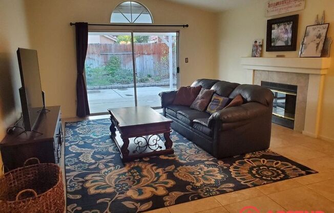 Beautiful home located in the Northwest!
