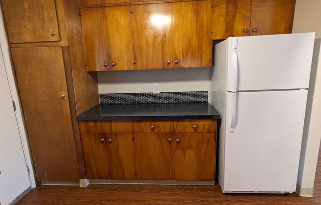 2 beds, 1 bath, 800 sqft, $1,413, Unit 3485-11