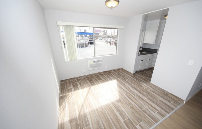 Studio, 1 bath, $1,995, Unit 115