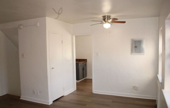 1 bed, 1 bath, 750 sqft, $1,375, Unit A-14