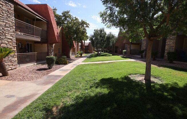 BELLA VITA CONDO - GUARD GATED - LOWER UNIT