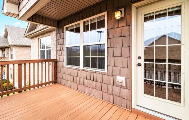 1 bed, 1 bath, 1,020 sqft, $1,150, Unit Clearview Commons-501