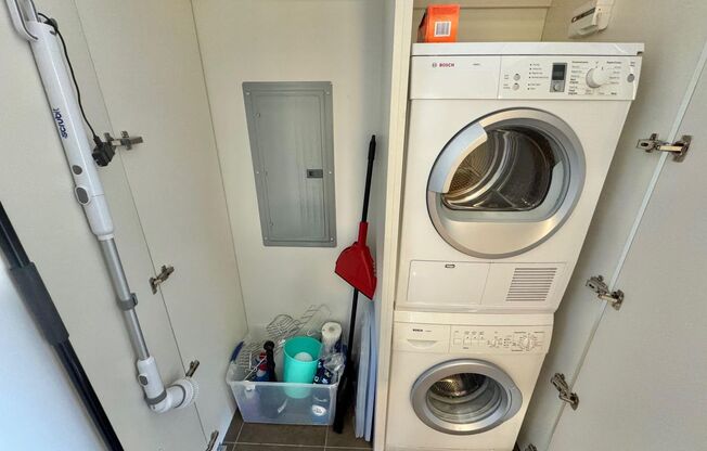 1 bed, 1 bath, $2,400, Unit # 2204