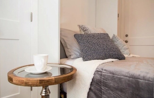 Studio, 1 bath, $1,550, Unit 11