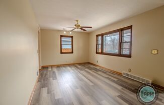 3 beds, 1 bath, $1,595