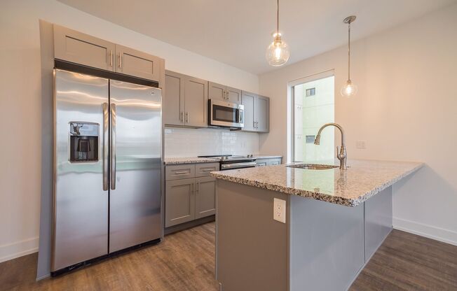 2 beds, 2 baths, 1,100 sqft, $2,450, Unit Unit 403