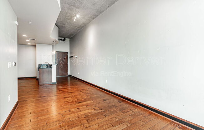 1 bed, 1 bath, 669 sqft, $2,300, Unit 2107