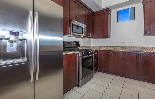 2 beds, 2 baths, 1,763 sqft, $2,450