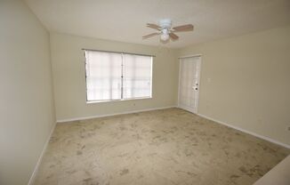 1 Bedroom, Bath Condo For Rent at 4609 Cason Cove Drive #513 Orlando, FL 32811