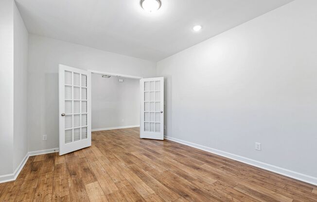 Energy-Efficient Luxury! Spacious Home with Solar Panels & High-End Features