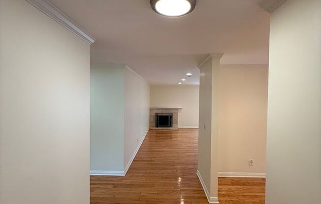 3 Bedroom, 2 Bathroom West Hills Home for Lease!