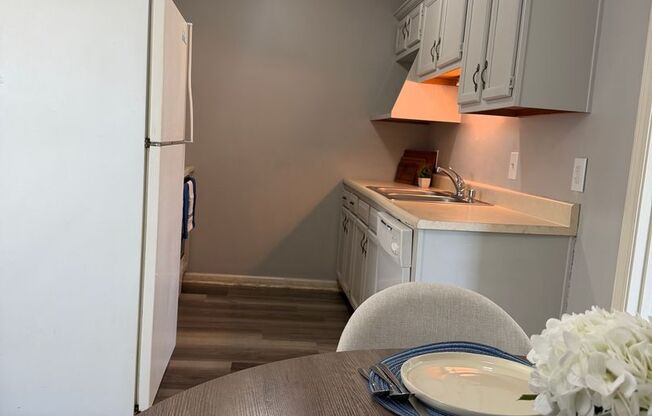 1 bed, 1 bath, 630 sqft, $745, Unit K76
