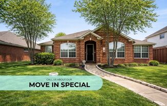 Private Backyard Oasis with Fire Pit in the Heart of Frisco