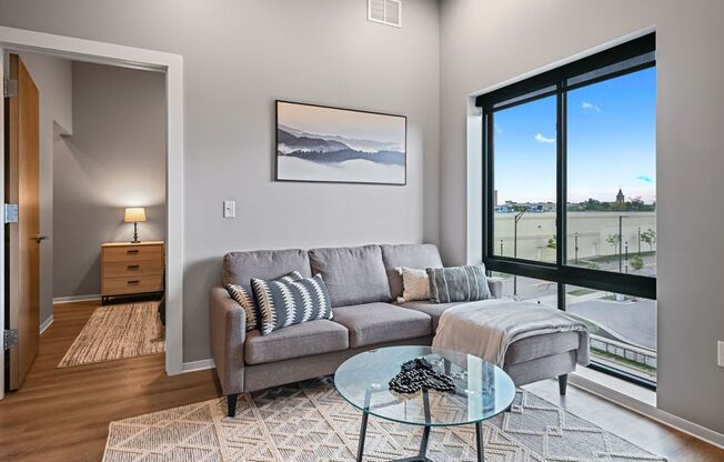 2 beds, 1 bath, 873 sqft, $1,510, Unit 2309