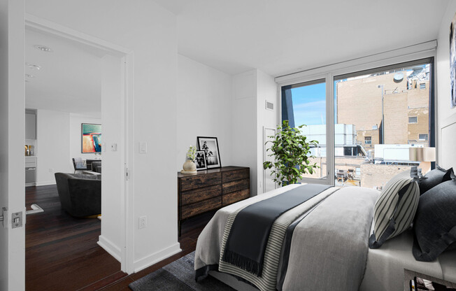 1 bed, 1 bath, $5,720, Unit 1604