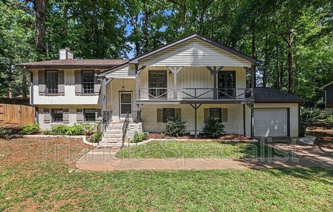 1012 ASKHAM DR