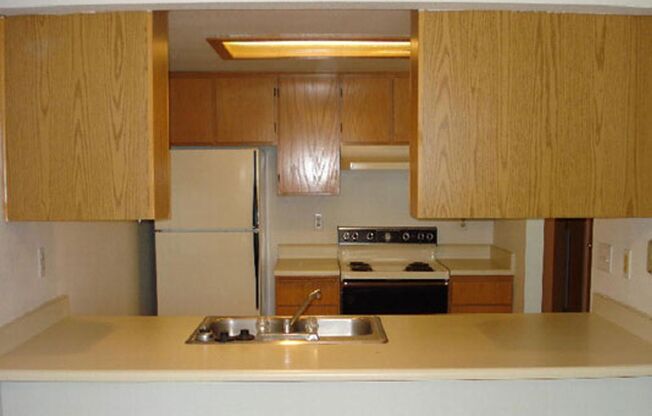 2 beds, 2 baths, 1,027 sqft, $1,450, Unit 62