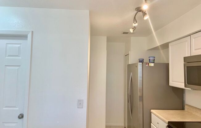 Orlando - 2 Bedroom, 2 Bathroom - $1,595.00