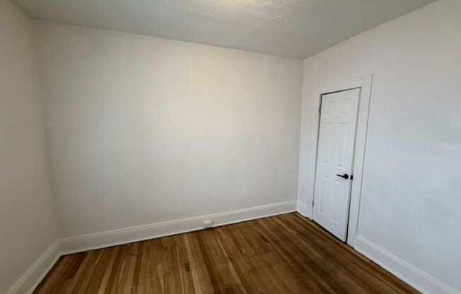 1 bed, 1 bath, 800 sqft, $950, Unit Unit 342