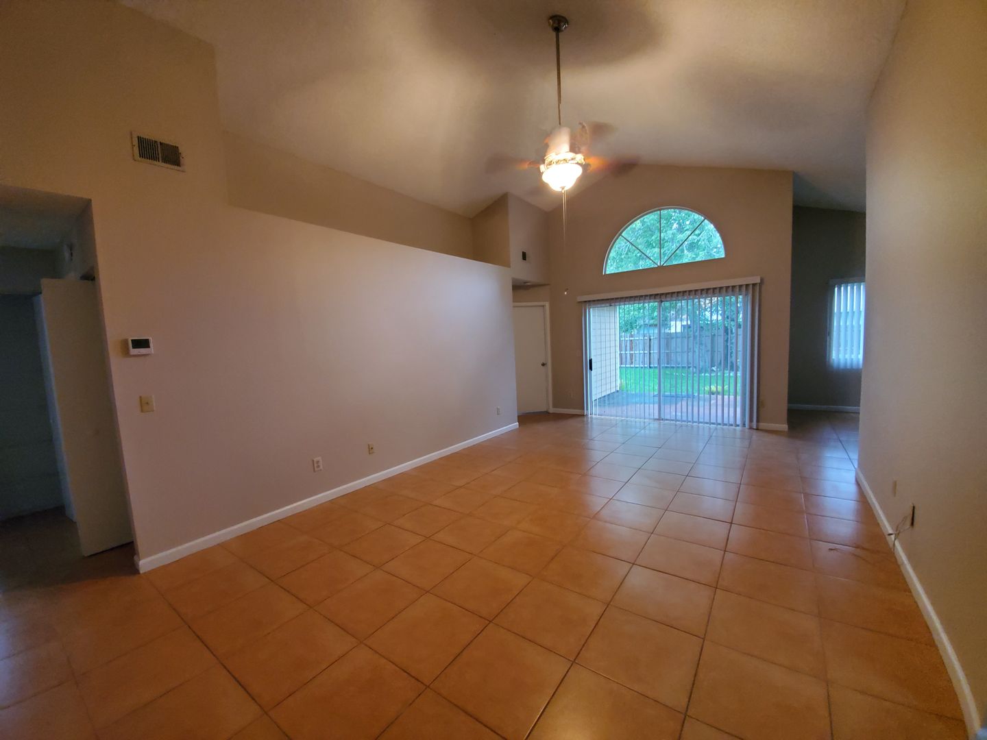129 EDGEWATER CIR