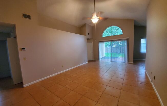 129 EDGEWATER CIR