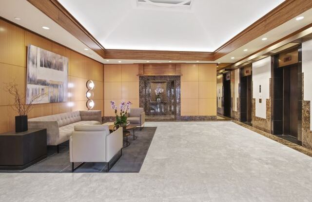 1 bed, 1 bath, 860 sqft, $6,500, Unit 25A