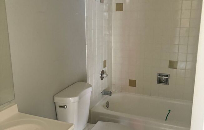 Crestline Villas Apartments