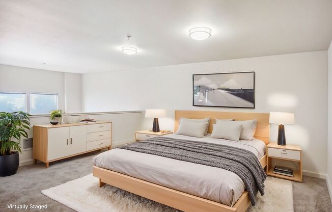 1 bed, 1 bath, 812 sqft, $1,800
