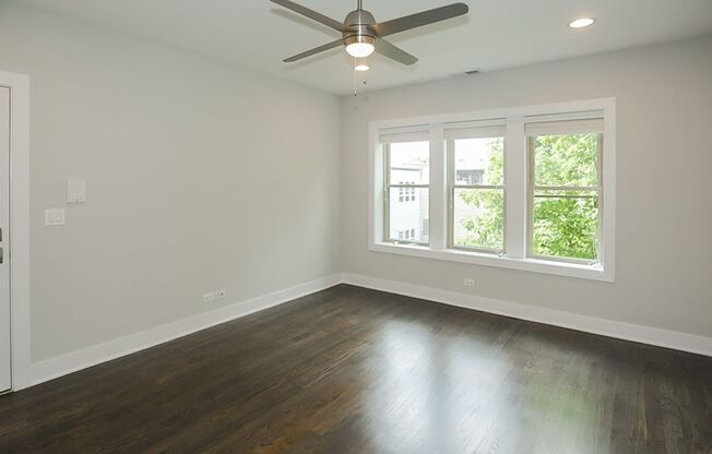 2 beds, 1 bath, 755 sqft, $2,675, Unit 3919-2E