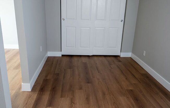 Studio, 1 bath, 650 sqft, $850, Unit 26