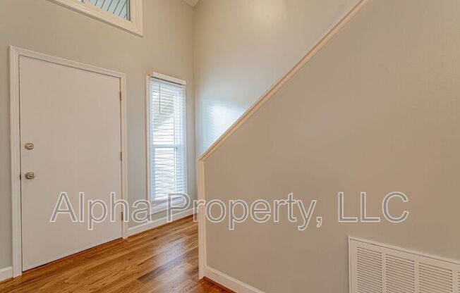 108 DUQUESNE DR
