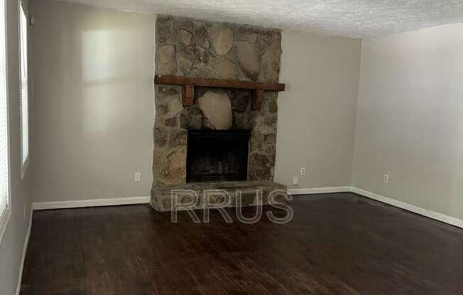 2934 LAKEMONT DR SW
