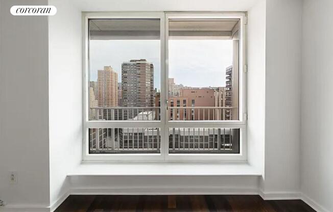Studio, 1 bath, 450 sqft, $3,700, Unit 16G