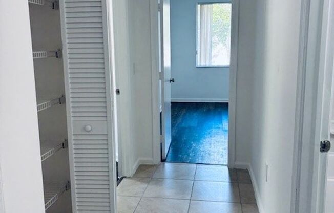 3 beds, 2 baths, 1,700 sqft, $3,050, Unit 08-203