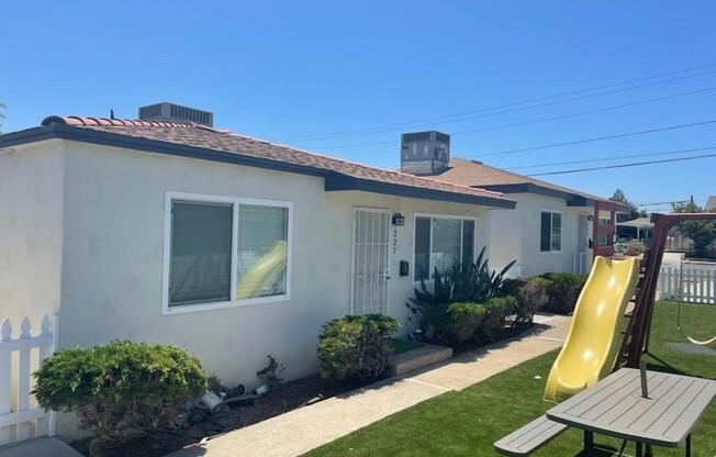 229 S 36 ST