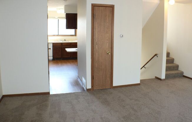 2 beds, 1.5 baths, $1,395