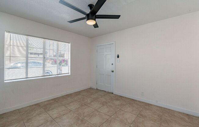 928 W McDowell Rd #4