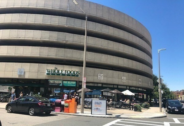 1 bed, 1 bath, $3,350, Unit 2