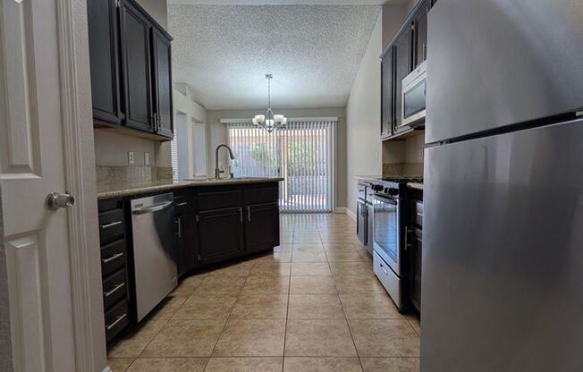 3 beds, 2 baths, $1,900