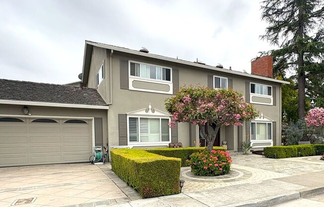 Spacious 4-Bedroom + Office Home in Prime Midtown Palo Alto!